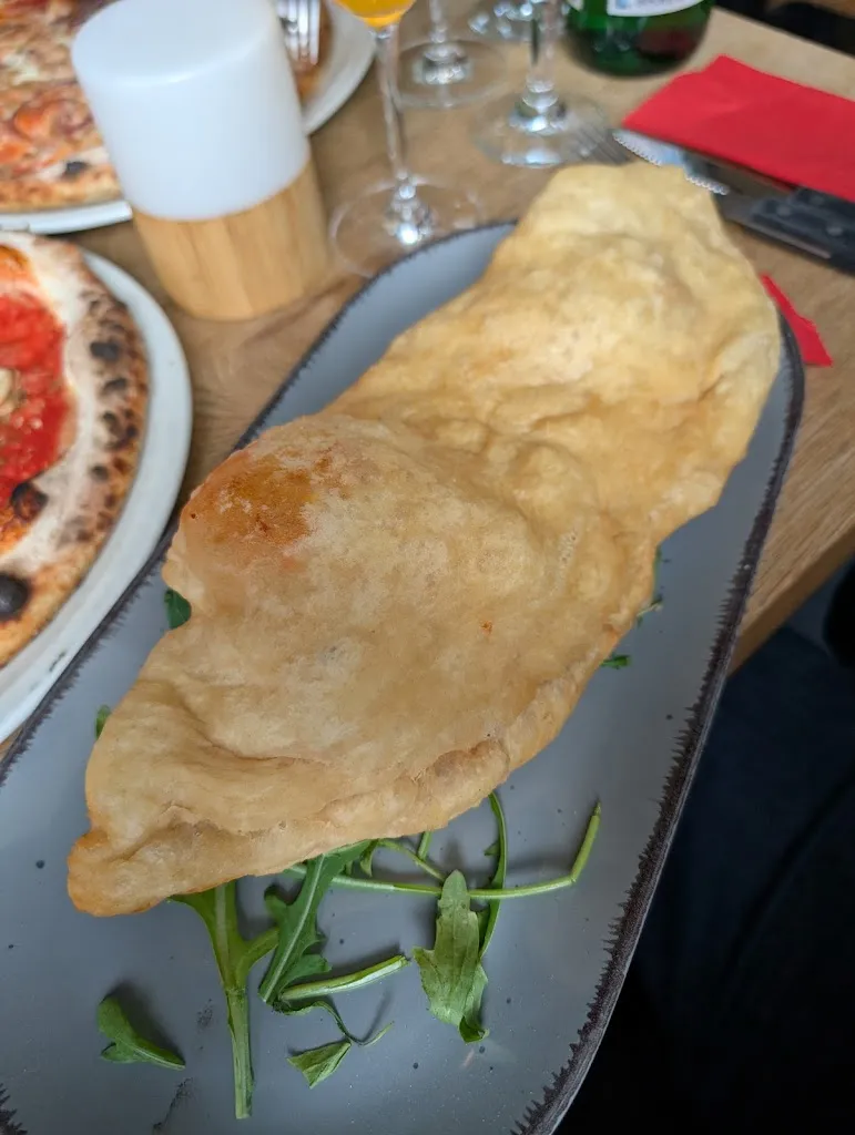 Thomas Hoge-BVA_Pizza LAB Napoli_Köln_review