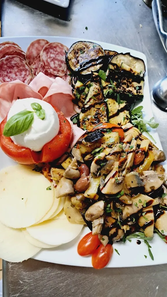 Menu_Pizzeria La Piccola_Gerolzhofen_image_5