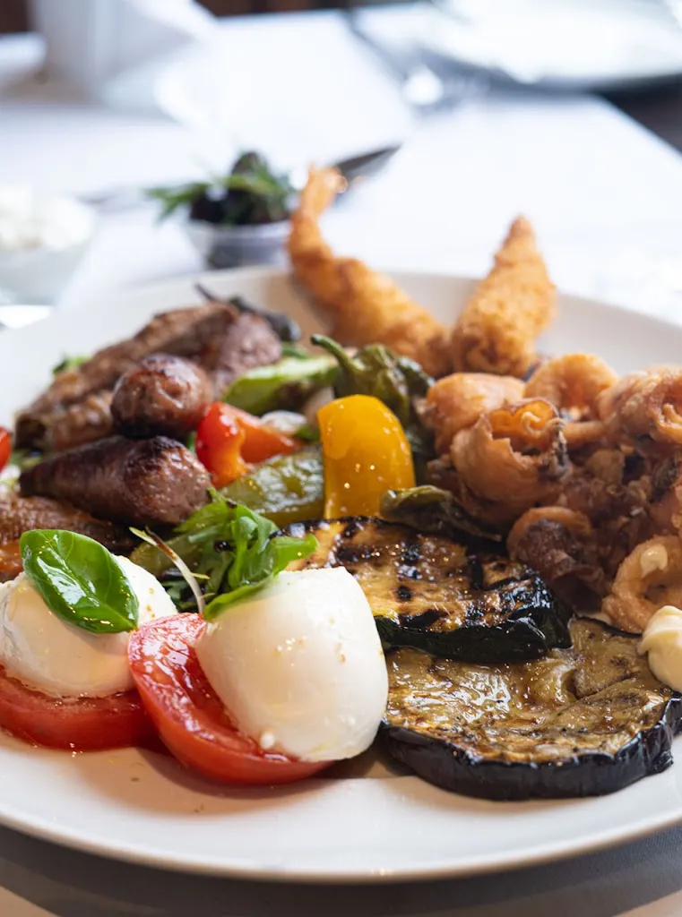 5 ELEMENTE Steak und Fischrestaurant_Wiehl_slider_image_2