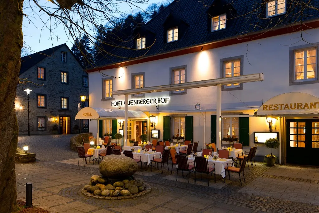 Romantik Hotel-Restaurant Altenberger Hof_Odenthal_slider_image_1