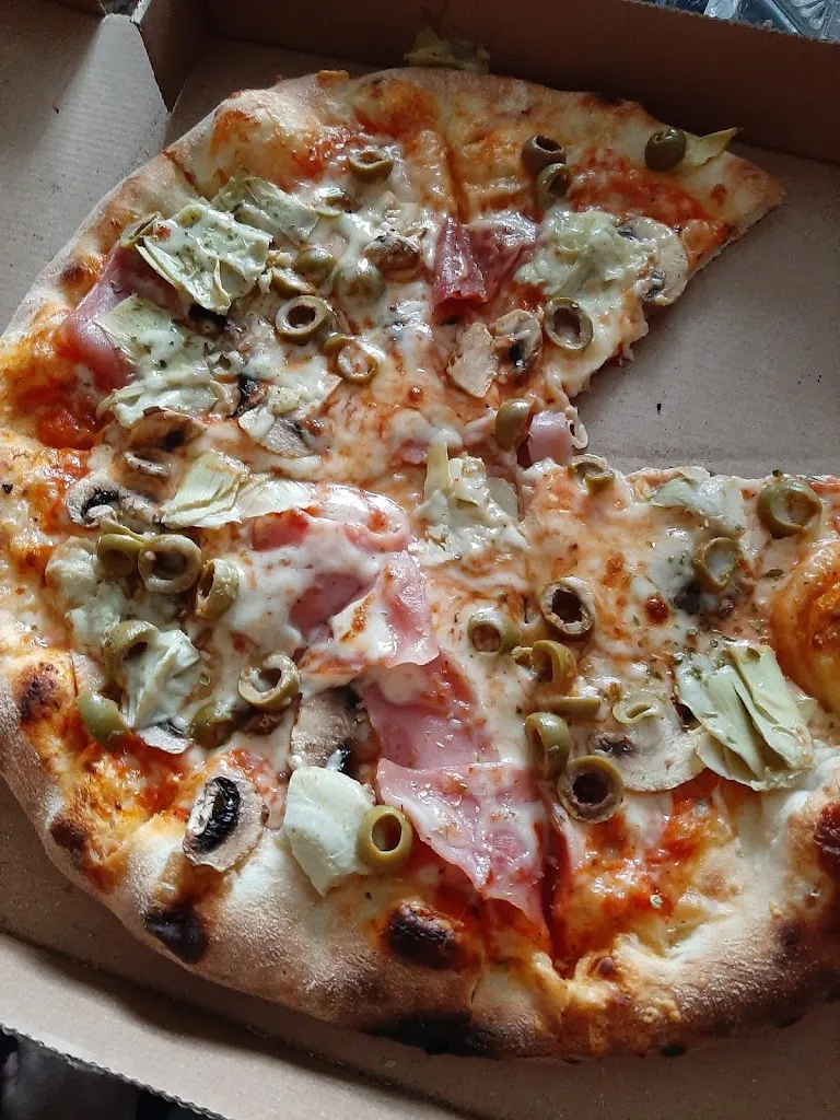 Menu_Pizzeria La Famiglia_Oer-Erkenschwick_image_5