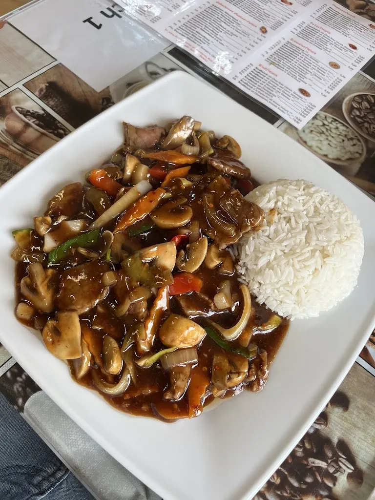 Thomas_ASIA WOK_Oelde_review