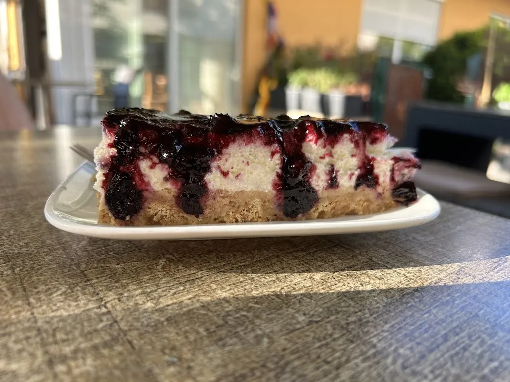 Menu_Nepali Restaurant and Cafe - Coffee Momo_Germering_immagine_8