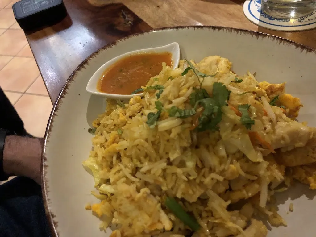 Viet Nguyen_Nepali Restaurant and Cafe - Coffee Momo_Germering_review