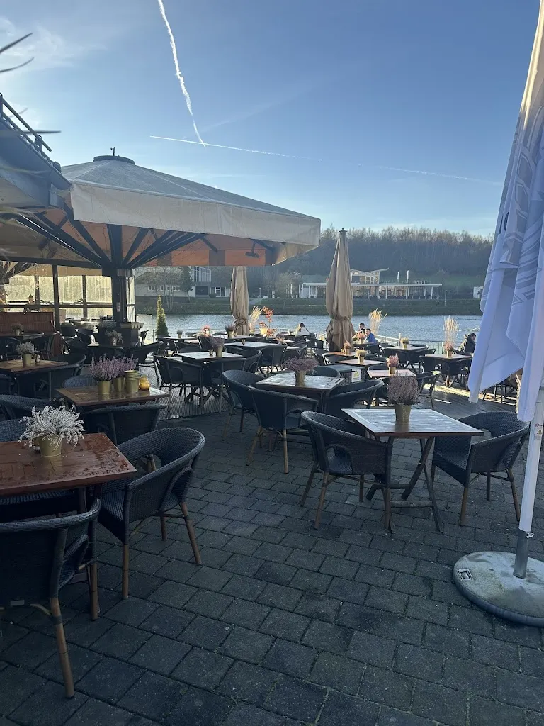 Rio Rio_Bootshaus Biggesee_Olpe_review