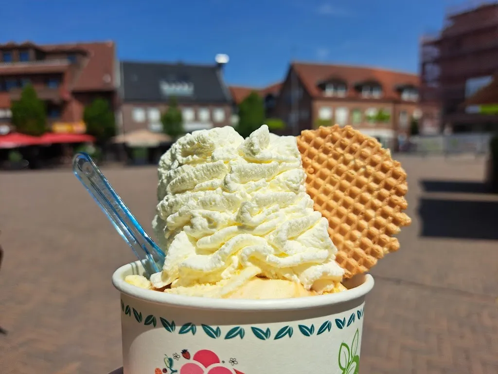 Eis Café De Bona_Olfen_slider_image_3