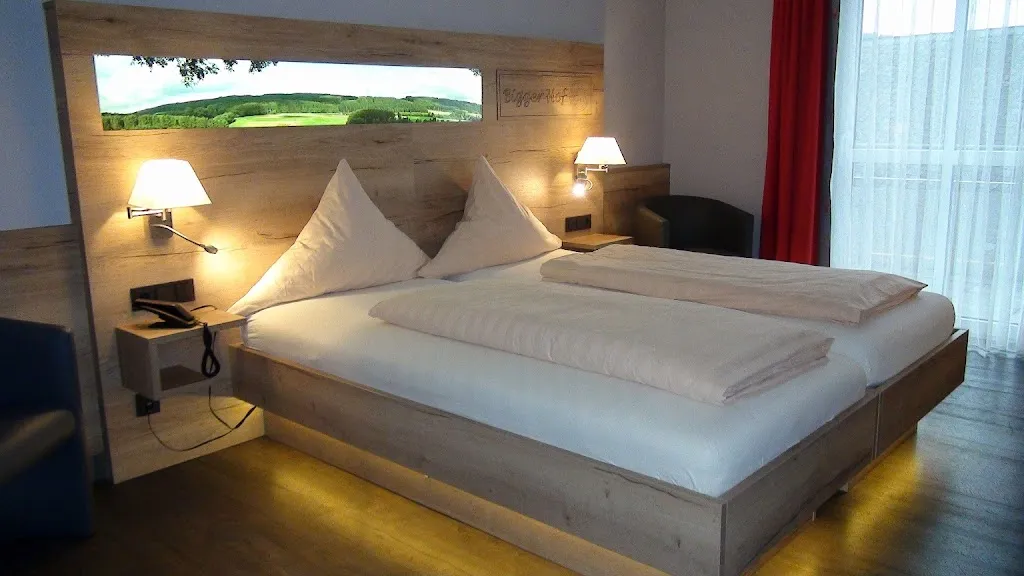 Bigger Hof_Olsberg_slider_image_3