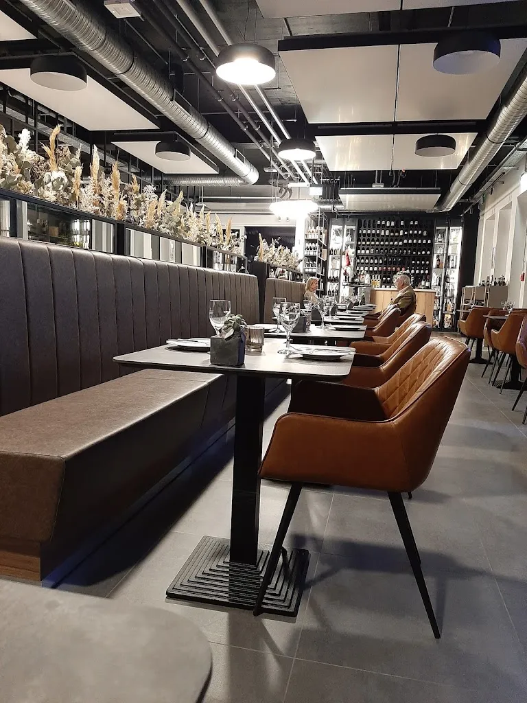 TrisMar Da Nino_Overath_slider_image_3