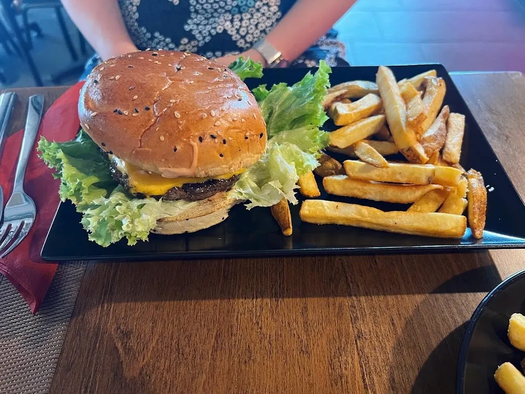 Debbie_Chopper Burger & Cafe | Germering_Germering_review