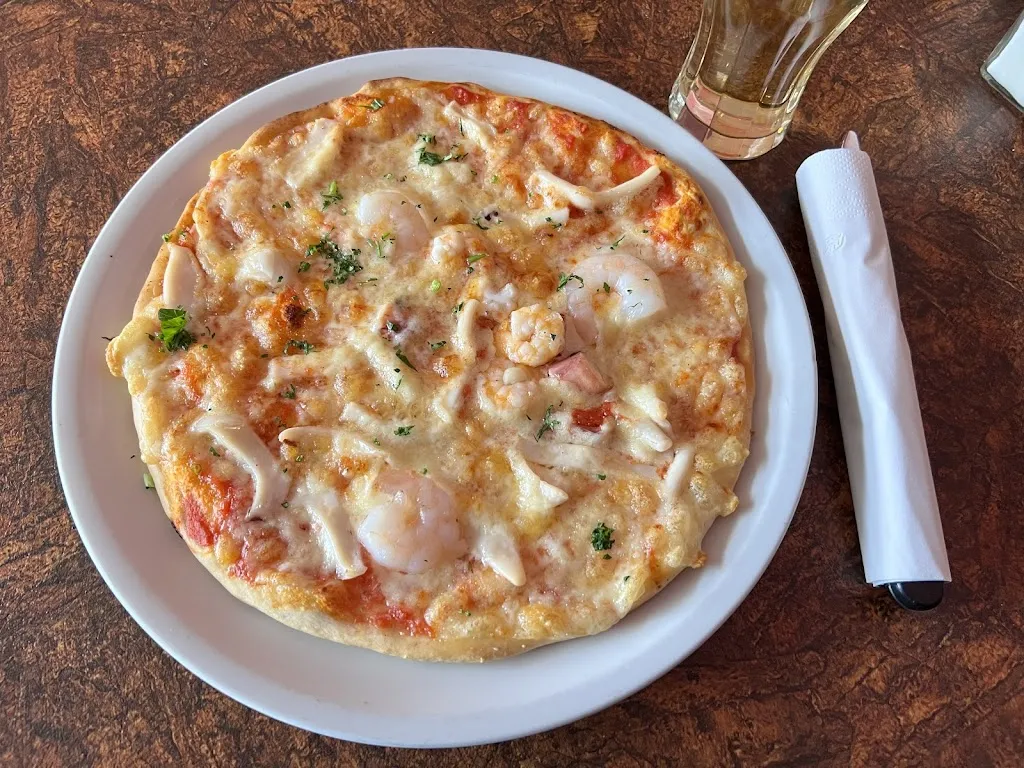 Markus Scherl_PINOS Napoli Pizzeria_Germering_review