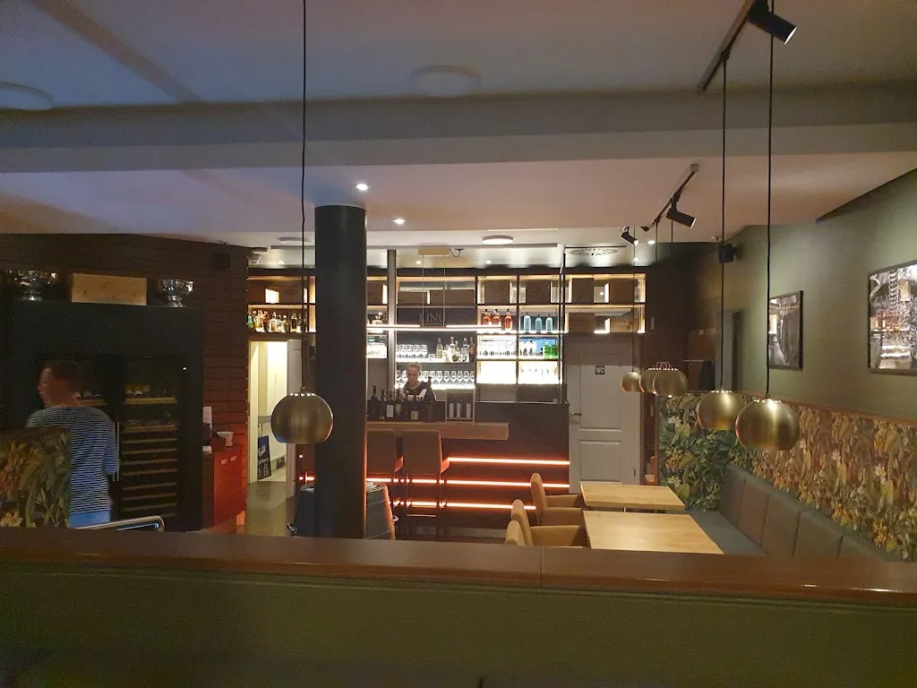 Restaurant Weinbar Linus_Westfalica_slider_image_3