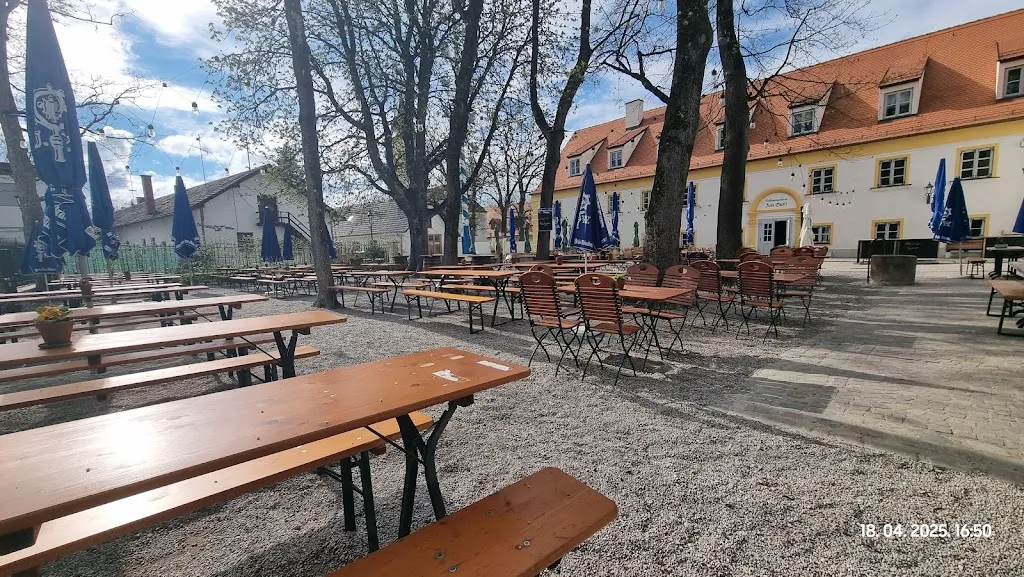 Stiftungsgasthaus Zum Gustl_München_slider_image_1