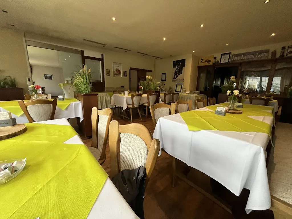 C._Der Prinsenhof_Westfalica_review