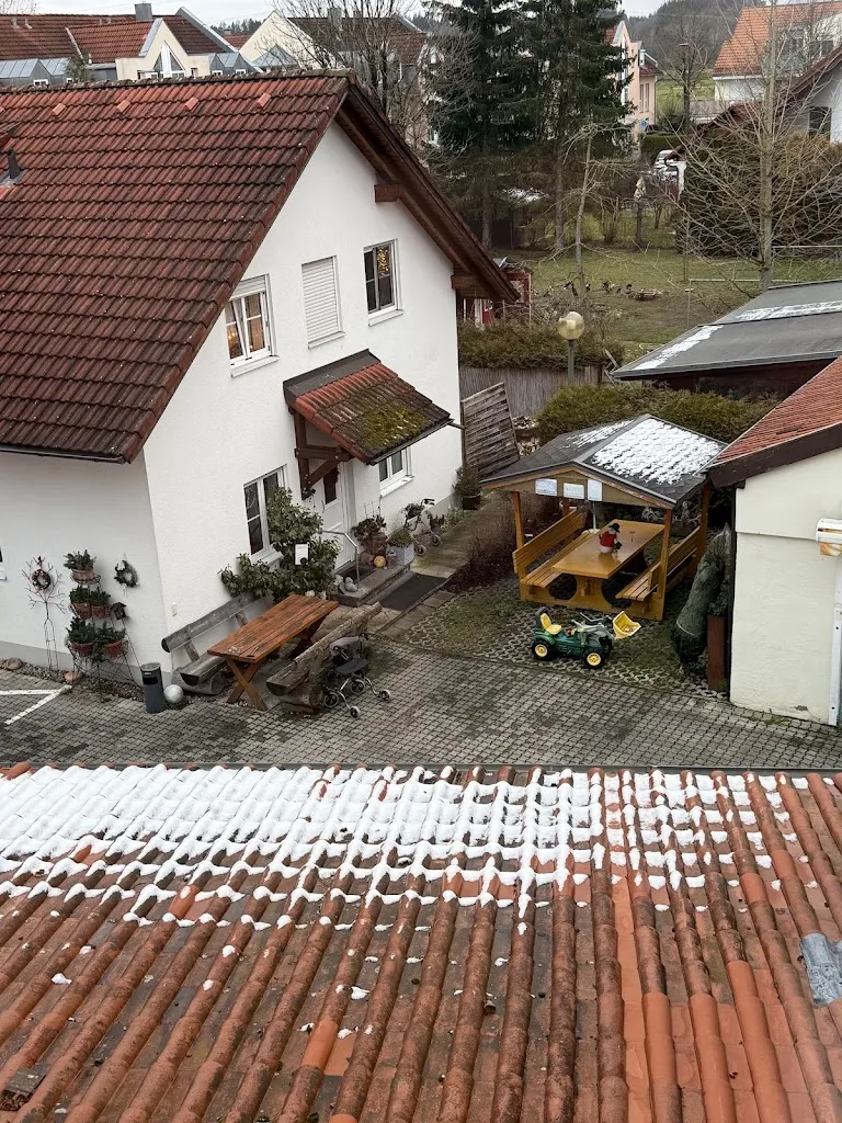 Chris Joyce_Hotel - Café - Bistro Paintner_Germering_review