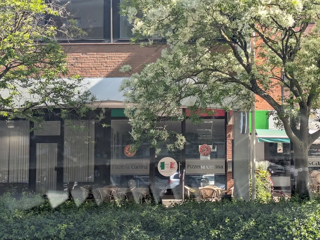 Pizzeria Cortina_Westfalica_slider_image_1