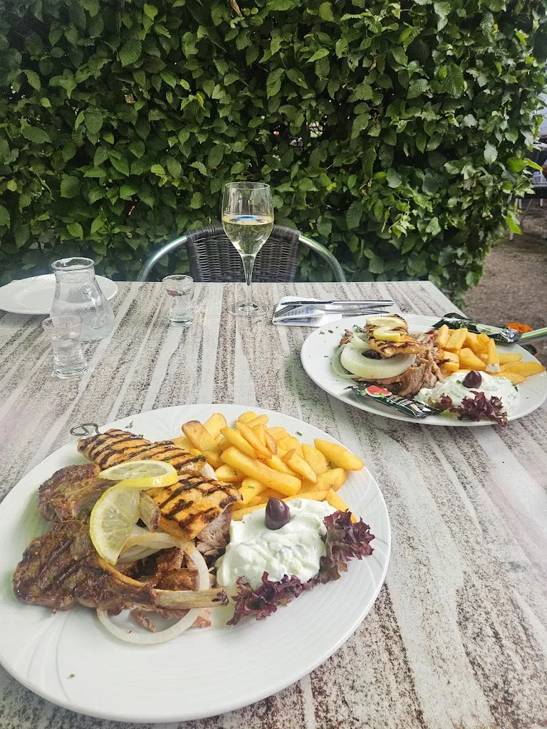 K. B._Restaurant Meteora_Oldendorf_recensione