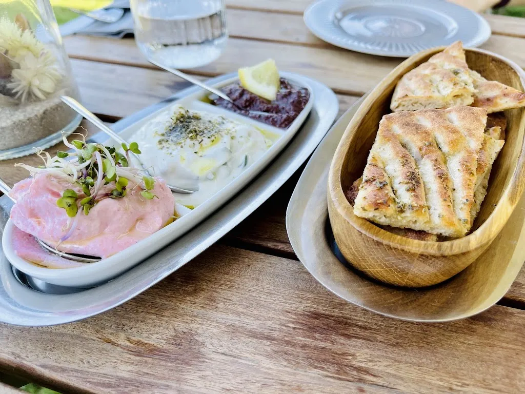 PS - Coffee Lunch Wine Dinner_Paderborn_slider_image_3