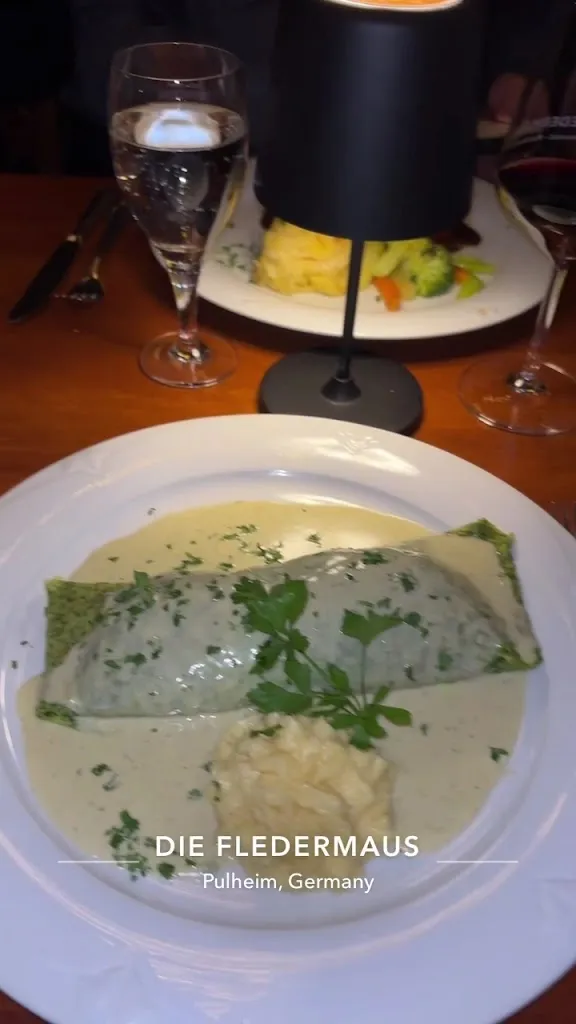 Weinhaus Die Fledermaus_Pulheim_slider_image_2