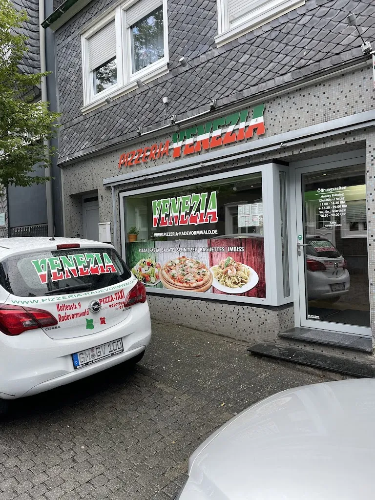 Pizzeria Venezia restaurant in Radevormwald