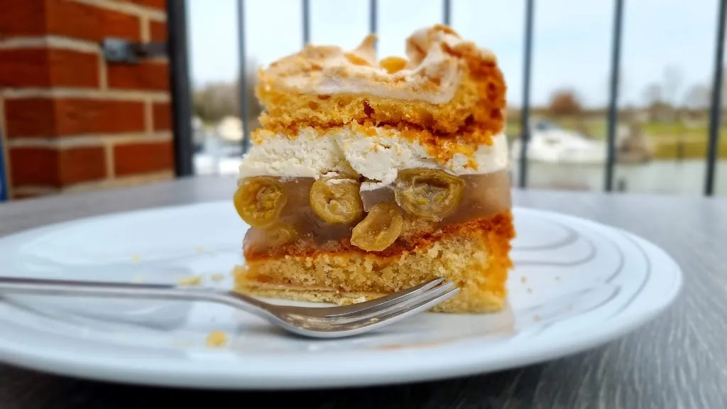 Marina-Recke_Recke_slider_image_2