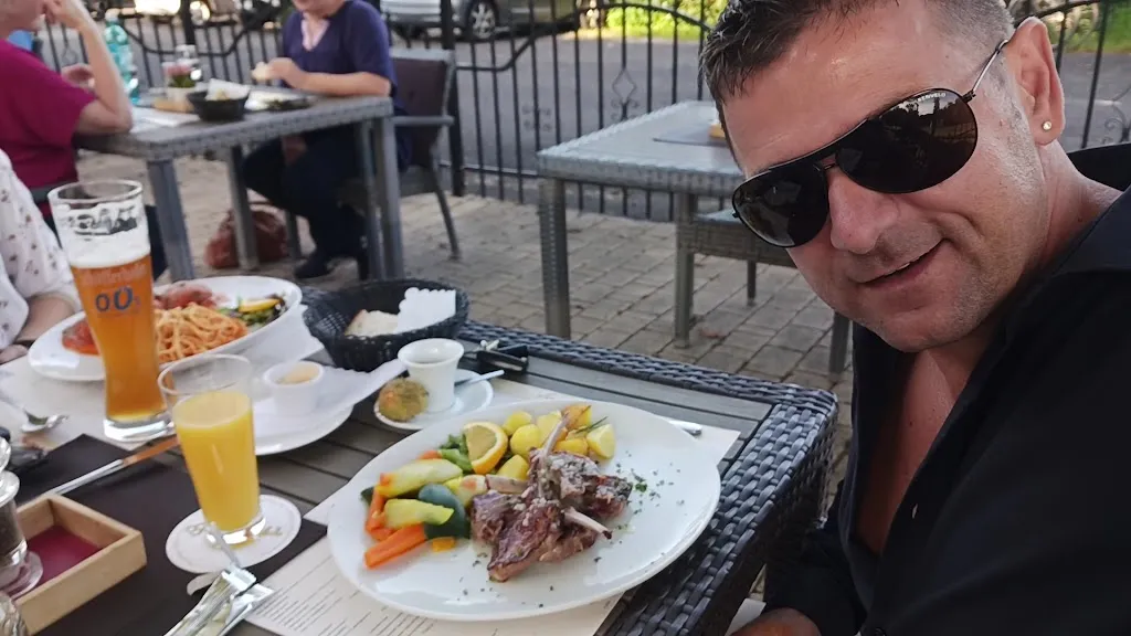 Restaurante Lumare Zur Grenze_Ratingen_slider_image_2