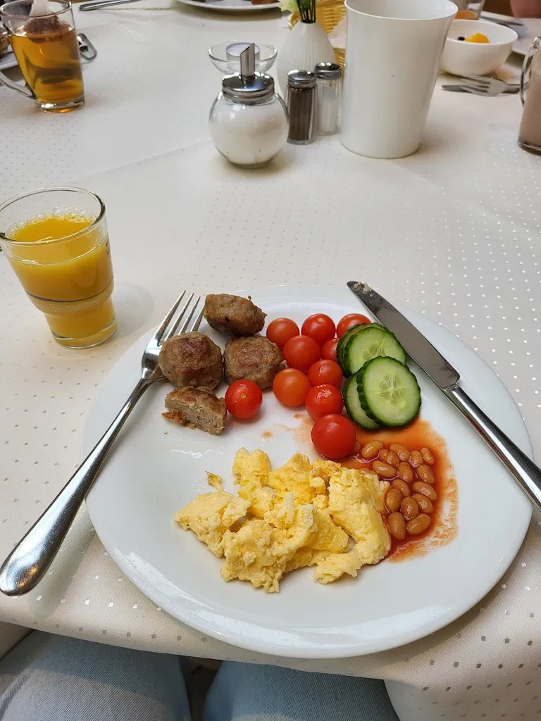 Nusrat Suha_Fletchers Arnsberg/Sauerland_Arnsberg_review