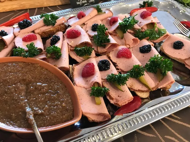 Schwaigers RESTAURANT 