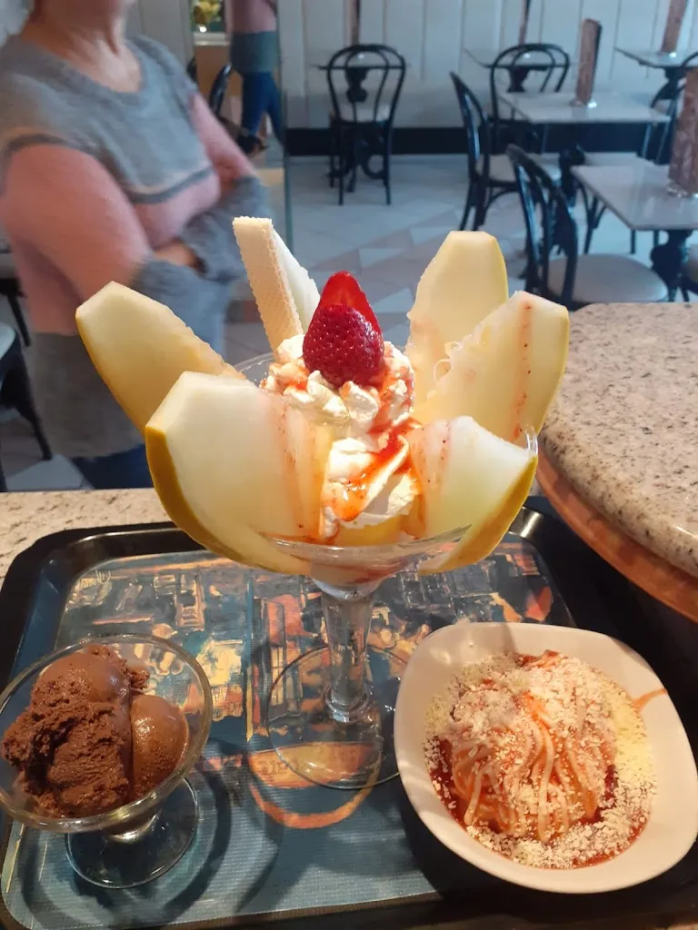 Eis-Café Adria_Rhede_slider_image_2