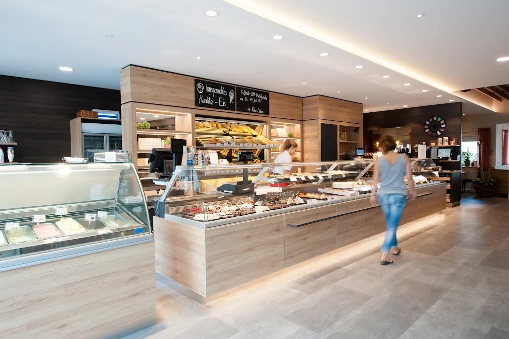 Bäckerei & Konditorei Schwaiger restaurant in Glonn