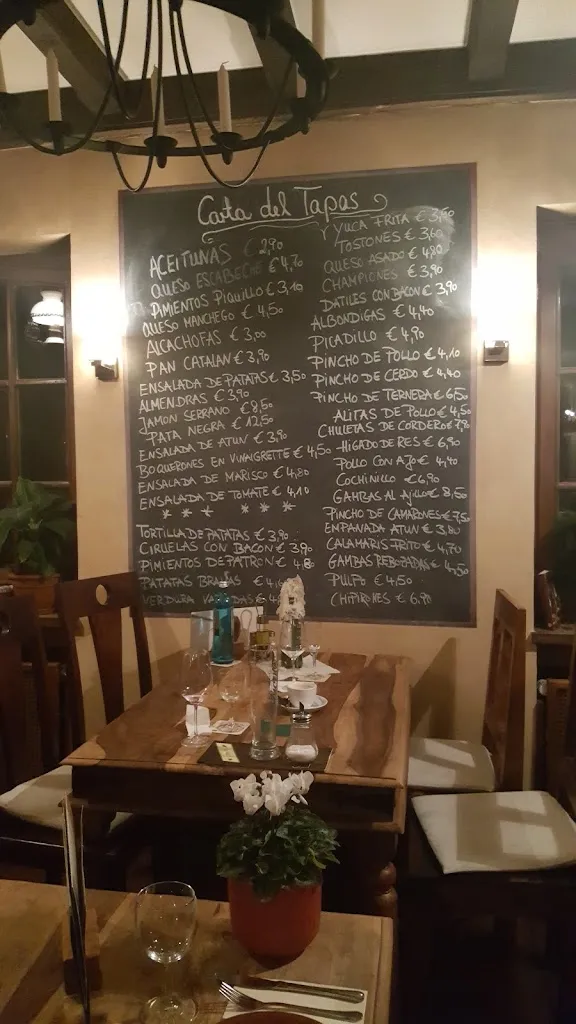 Menu_Casa Castillo | Restaurant & Tapas_Duisburg_immagine_4