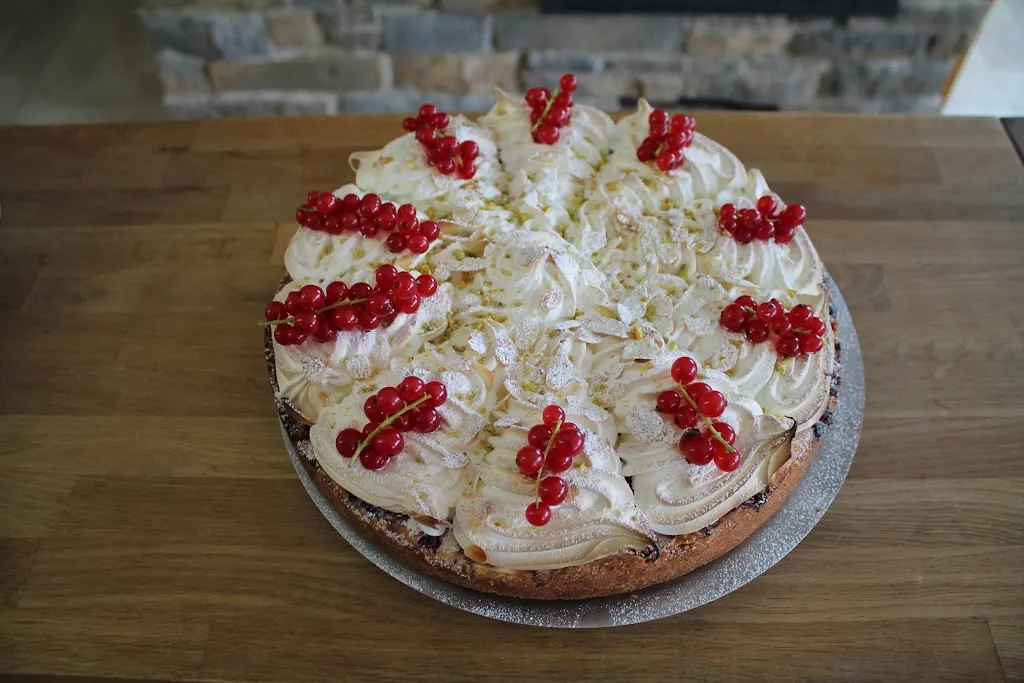 Almcafe West_Glonn_slider_image_2