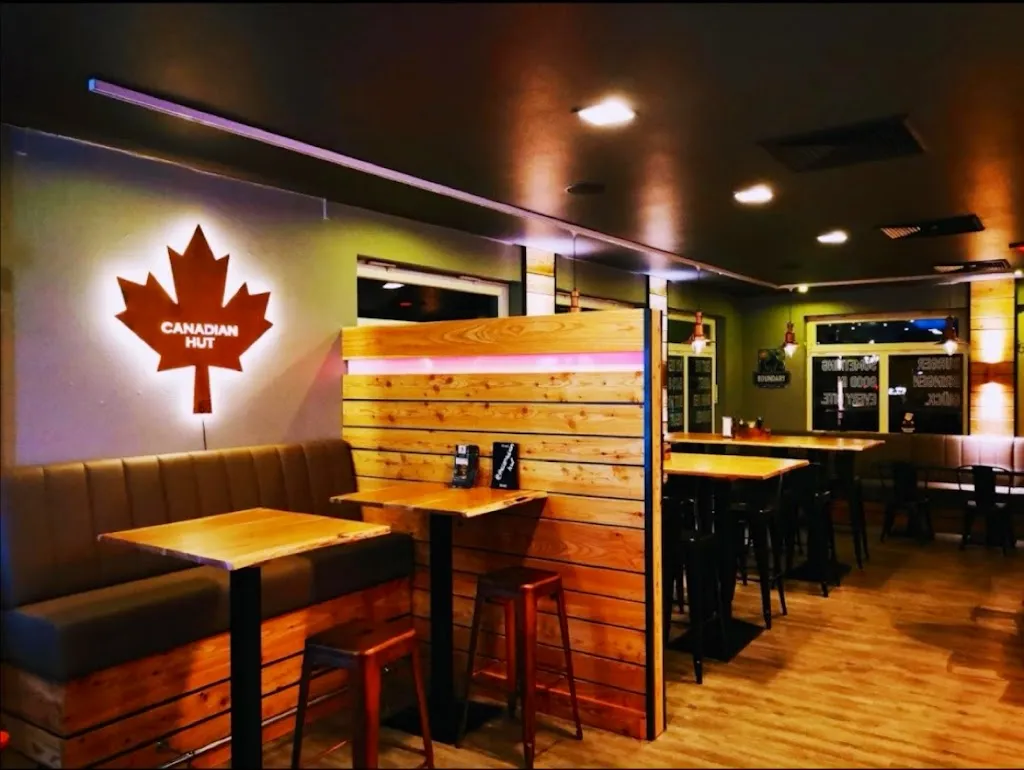 Canadian Hut_Rheda-Wiedenbrück_slider_image_1