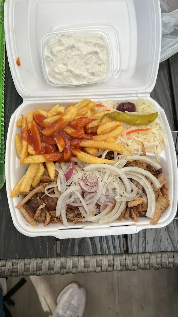 Sophia McAlonan_Akropolis Grill_Rheda-Wiedenbrück_review