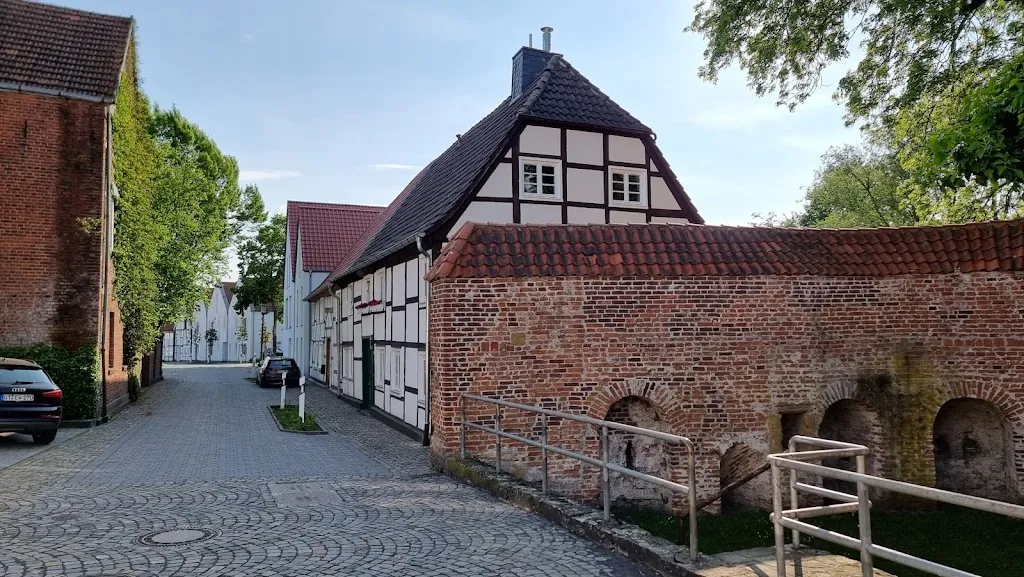 Mädchenschule Wiedenbrück - Schankwirtschaft im Saal Tecklenborg_Rheda-Wiedenbrück_slider_image_2