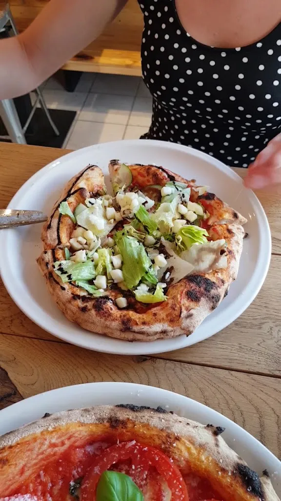 Pizzeria ROSE generazione due_Rheda-Wiedenbrück_slider_image_2