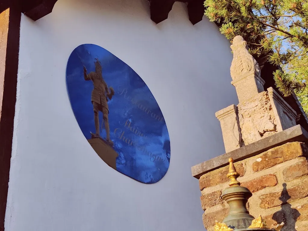 Nico Verwer_Maison Charlemagne_Roetgen_review