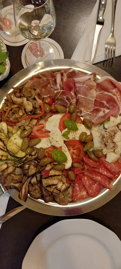 Menu_Pizzeria Bella Napoli Fabian Dino_Rommerskirchen_image_6