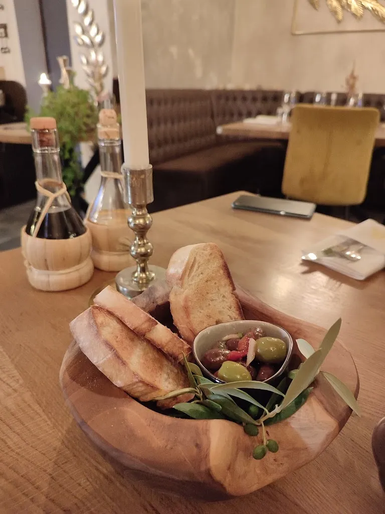 Aleksandra Sobańska-Bednarczuk_Viva la Vita Italian Restaurant_Rommerskirchen_review