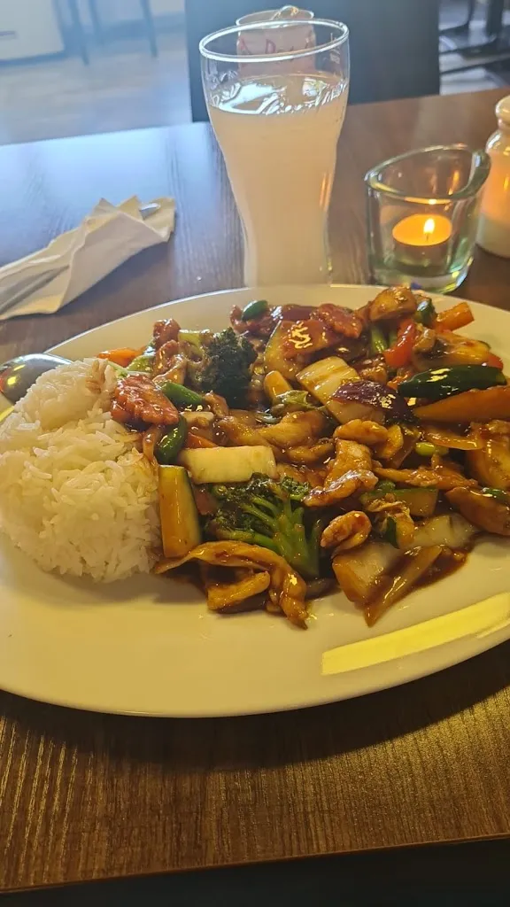 Menu_Mr. Lee_Rösrath_image_6