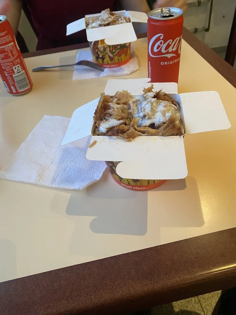 Sorinas Calancea_Mavis Kebab Pizza Haus_Goldbach_review