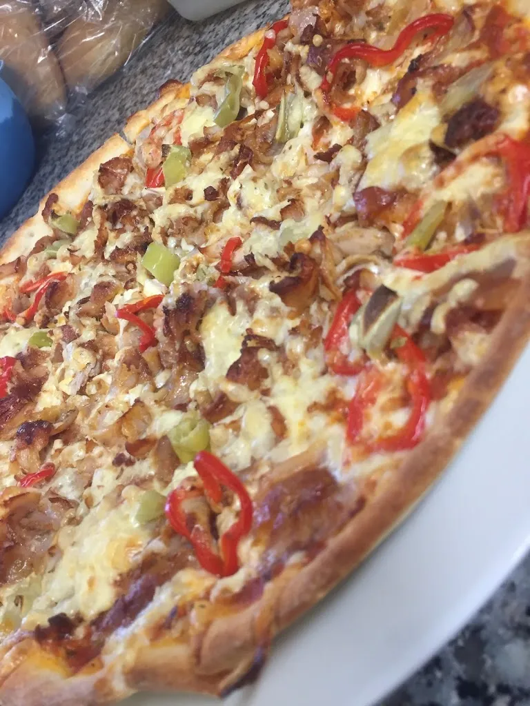 Mavis Kebab Pizza Haus_Goldbach_slider_image_2