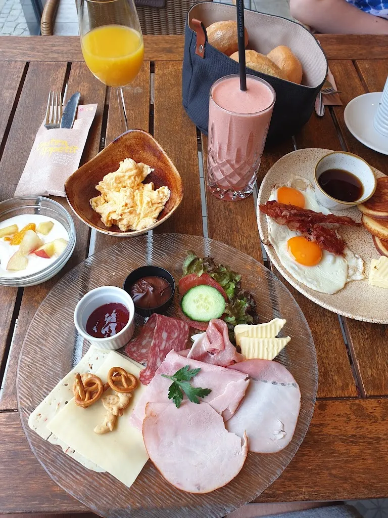 Menu_SunDays Cafe, Bar, Restaurant_Rheine_image_8