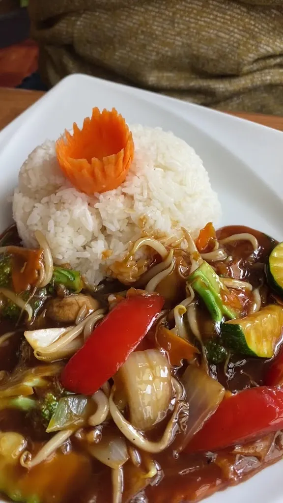 Michael Baars_Alt - Hues-Ecke Neu - Asian Taste im Hues-Eck_Rheine_review