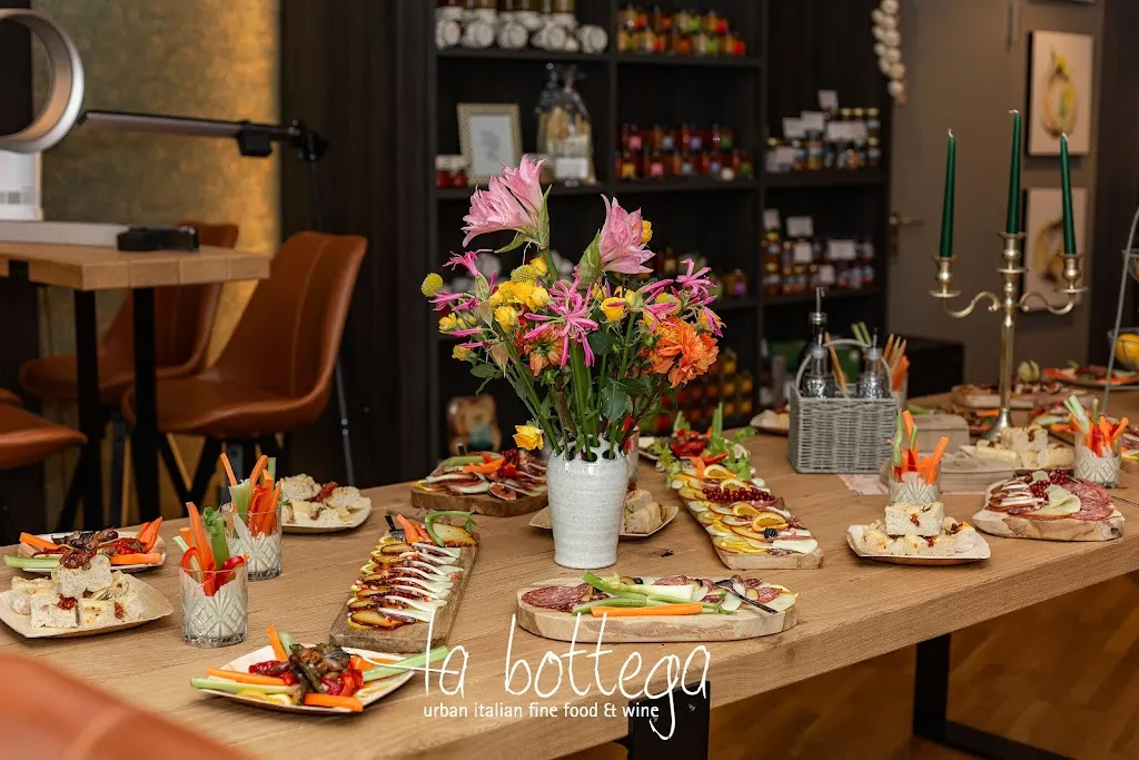 La Bottega Rheine - urban italian fine food & wine_Rheine_slider_image_3