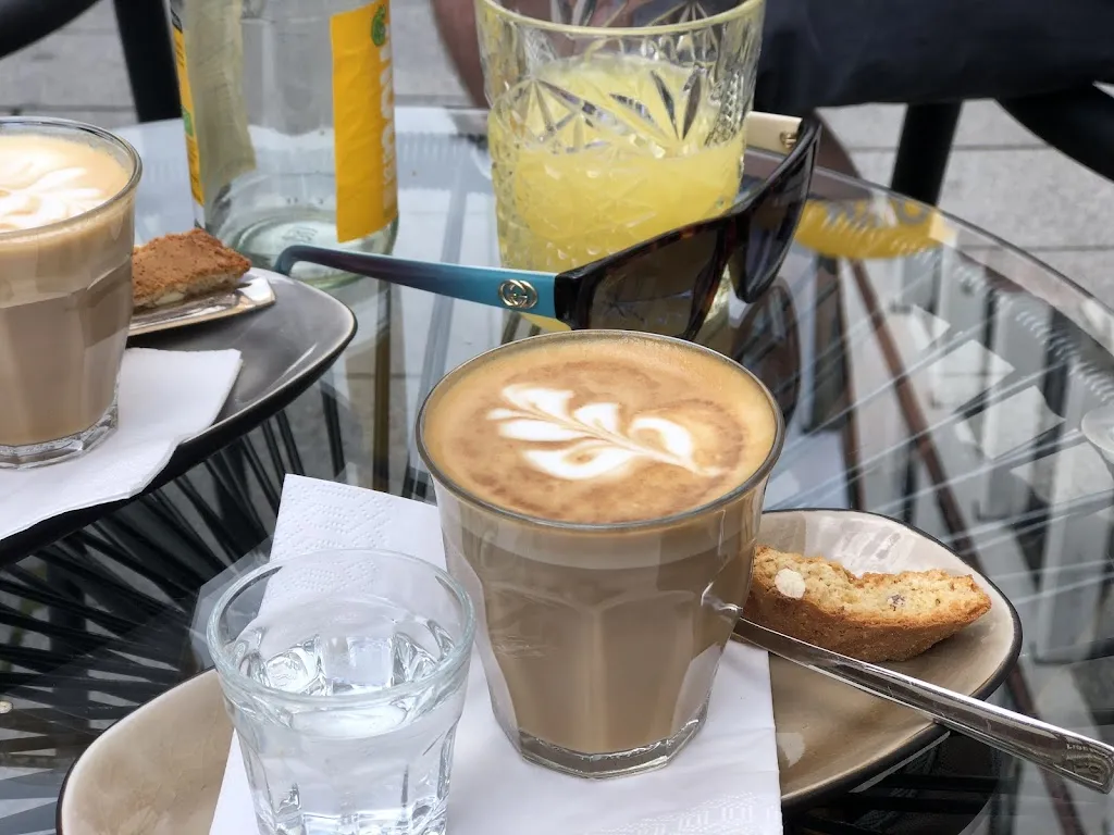 Tan Kai_Café Baristina_Rheine_Bewertung