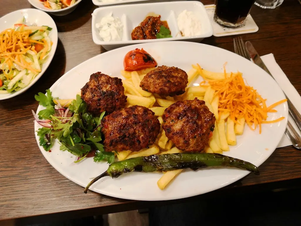 Menu_Paradies Grill Pizza Döner_Sassenberg_image_6