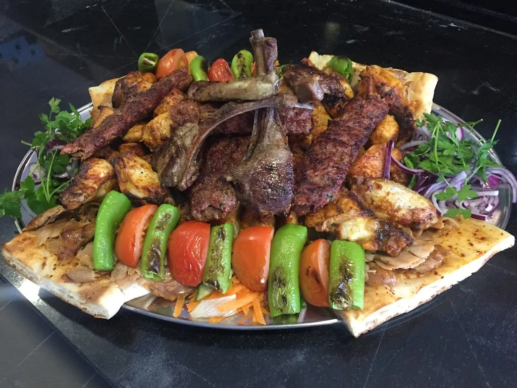 Paradies Grill Pizza Döner_Sassenberg_slider_image_3