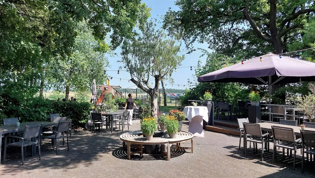 UDET´S BAR - BISTRO - CAFE_Augustin_slider_image_1