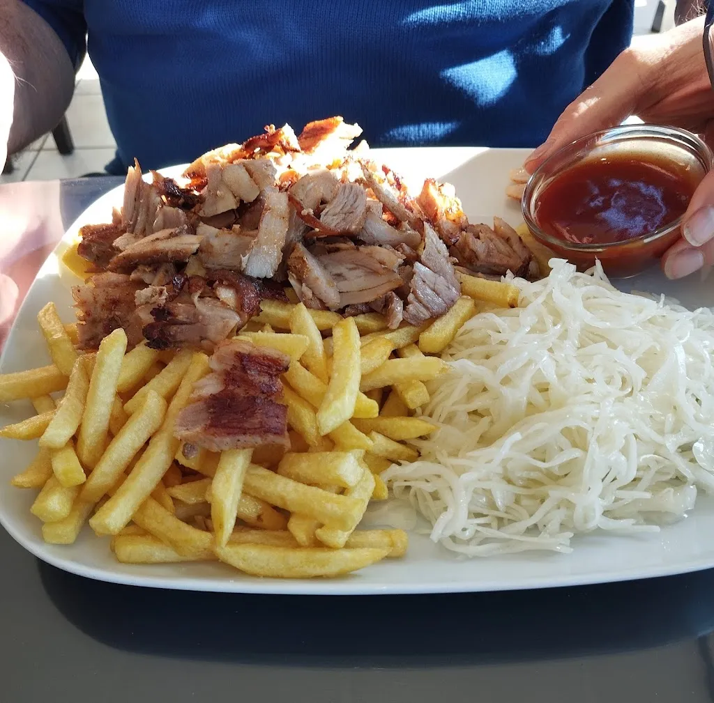 Giannis Grill 2_Augustin_slider_image_3