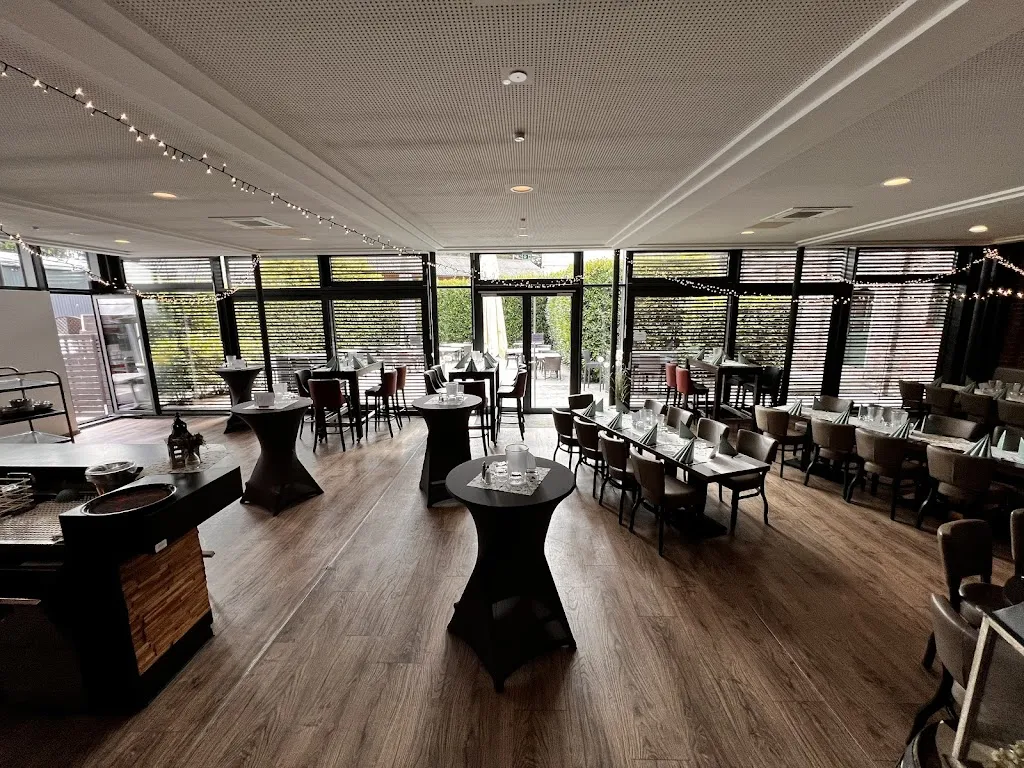 Burg Niederpleis_Augustin_slider_image_2